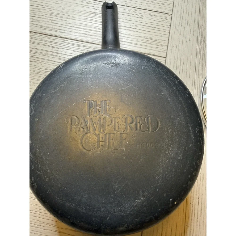 Pampered Chef 2 Qt Sauce 7